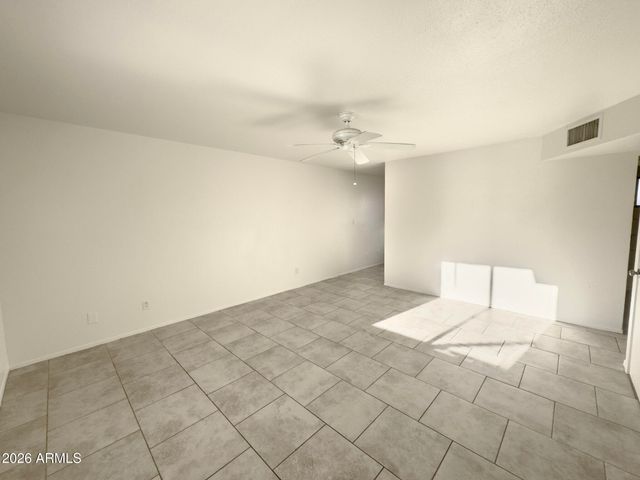 308 E VOGEL Avenue 4, Phoenix, AZ 85020