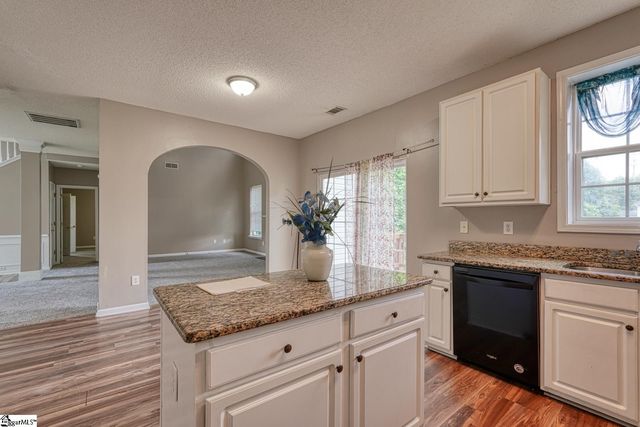 823 Old Wynd Court, Spartanburg, SC 29301