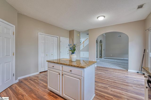 823 Old Wynd Court, Spartanburg, SC 29301