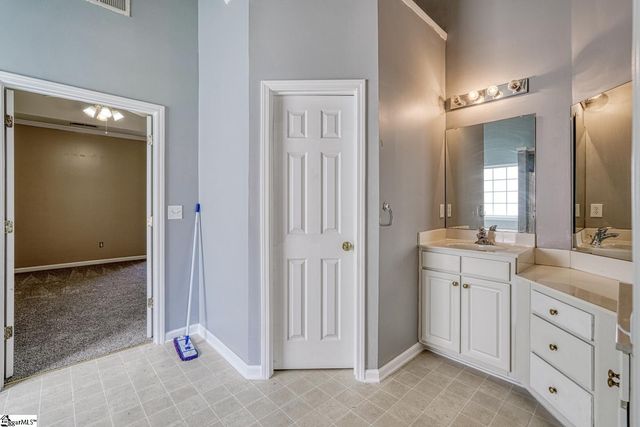 823 Old Wynd Court, Spartanburg, SC 29301