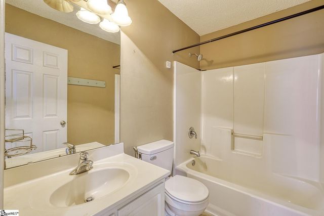 823 Old Wynd Court, Spartanburg, SC 29301