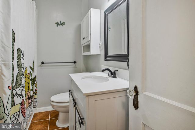 315 COLLEGE AVE, New Windsor, MD 21776