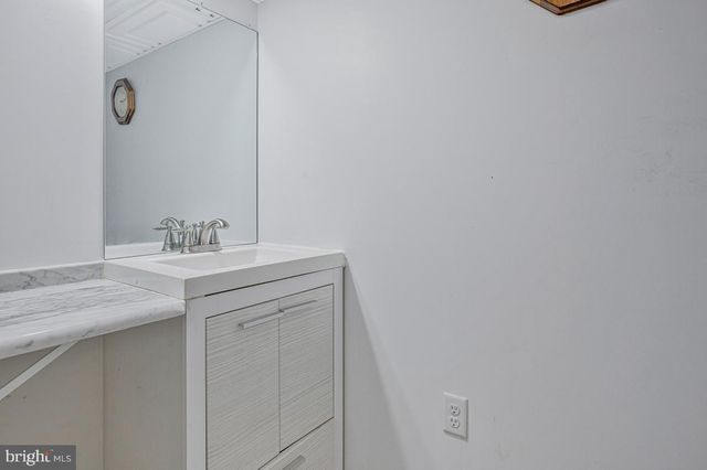 315 COLLEGE AVE, New Windsor, MD 21776