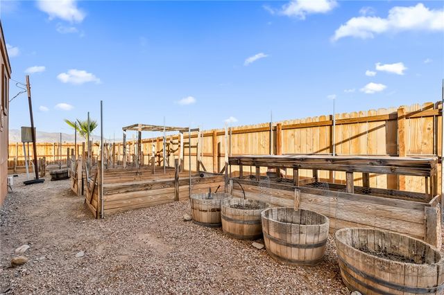 4355 S Arizona Circle, Fort Mohave, AZ 86426