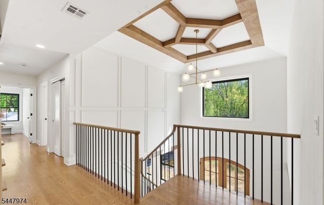 61 Hickory St, Metuchen Boro, NJ 08840