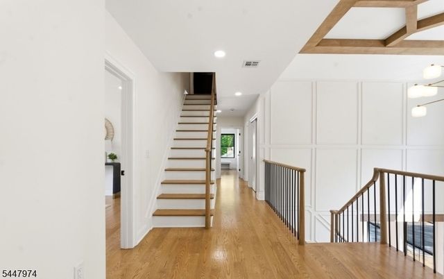 61 Hickory St, Metuchen Boro, NJ 08840