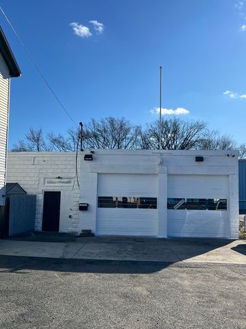 12 & 14 Waverly Street, Framingham, MA 01702