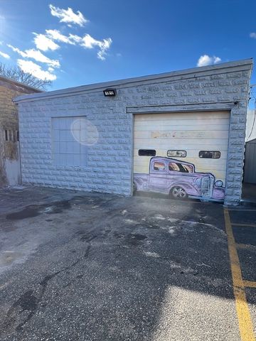 12 & 14 Waverly Street, Framingham, MA 01702