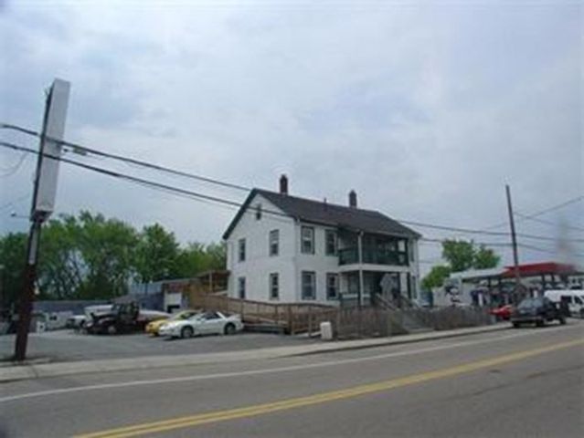 12 & 14 Waverly Street, Framingham, MA 01702