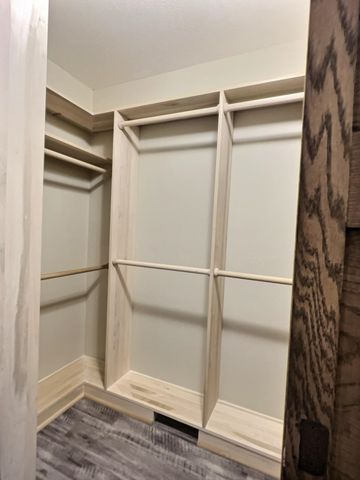 2530 S Prescott Cir, Wichita, KS 67215