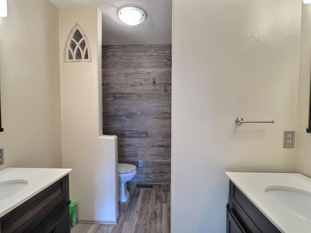 2530 S Prescott Cir, Wichita, KS 67215