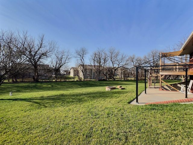 2530 S Prescott Cir, Wichita, KS 67215