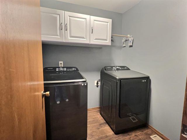 2530 S Prescott Cir, Wichita, KS 67215