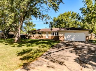 604 W Annie Drive, Muncie, IN 47303