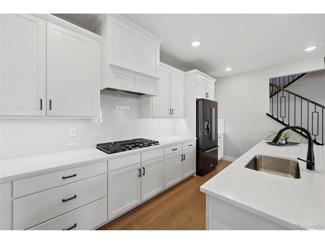 7039 Homeplace St, Castle Rock, CO 80108