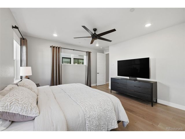 7039 Homeplace St, Castle Rock, CO 80108