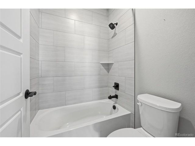 7039 Homeplace St, Castle Rock, CO 80108