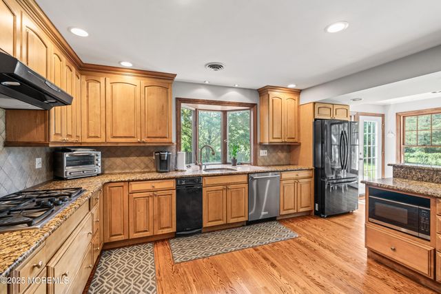 1886 New Hampshire Avenue, Toms River, NJ 08755