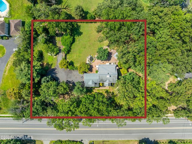 1886 New Hampshire Avenue, Toms River, NJ 08755