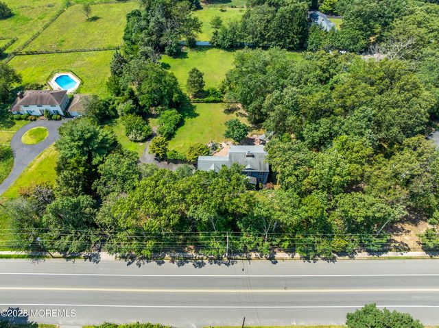 1886 New Hampshire Avenue, Toms River, NJ 08755