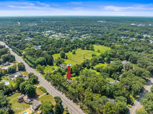 1886 New Hampshire Avenue, Toms River, NJ 08755