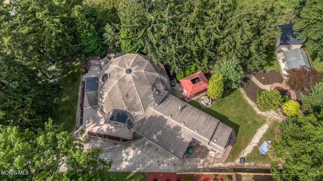 624 Marilyn Drive, Rossford, OH 43460