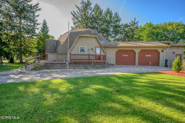624 Marilyn Drive, Rossford, OH 43460