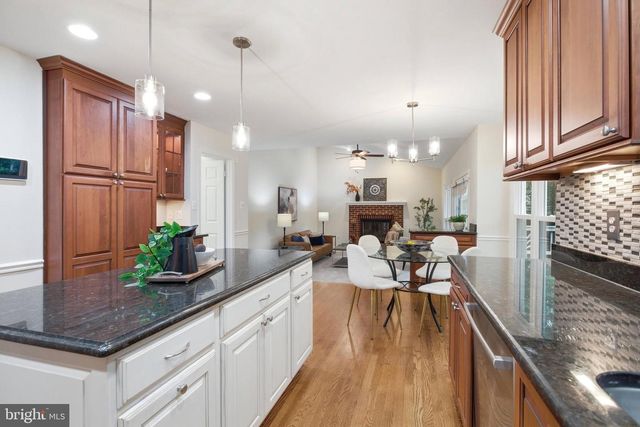 8108 LITTLE RIDGE LN, Fairfax Station, VA 22039