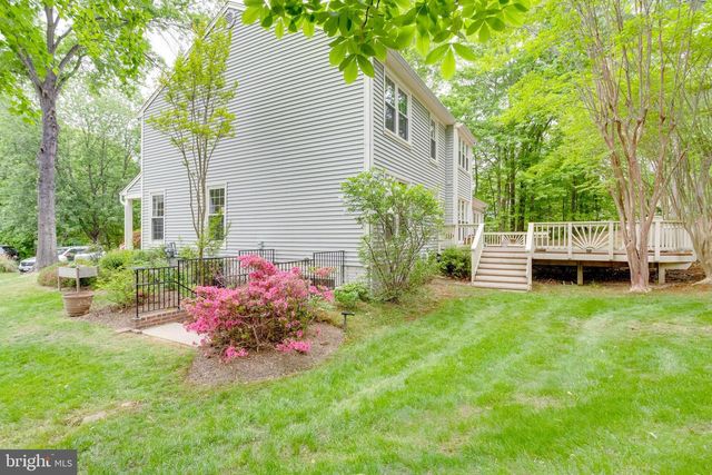 8108 LITTLE RIDGE LN, Fairfax Station, VA 22039