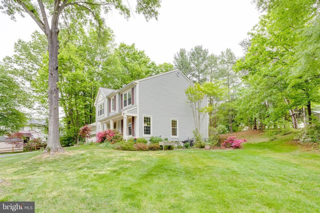 8108 LITTLE RIDGE LN, Fairfax Station, VA 22039