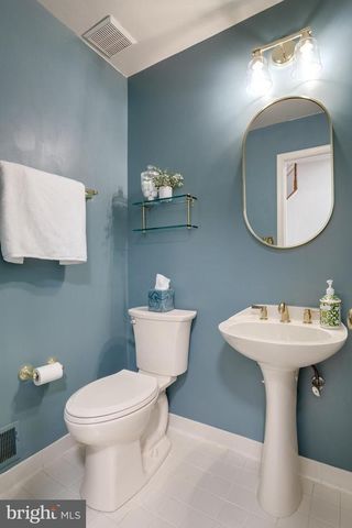 8108 LITTLE RIDGE LN, Fairfax Station, VA 22039