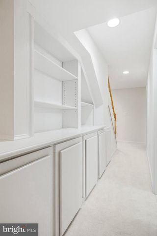 8108 LITTLE RIDGE LN, Fairfax Station, VA 22039