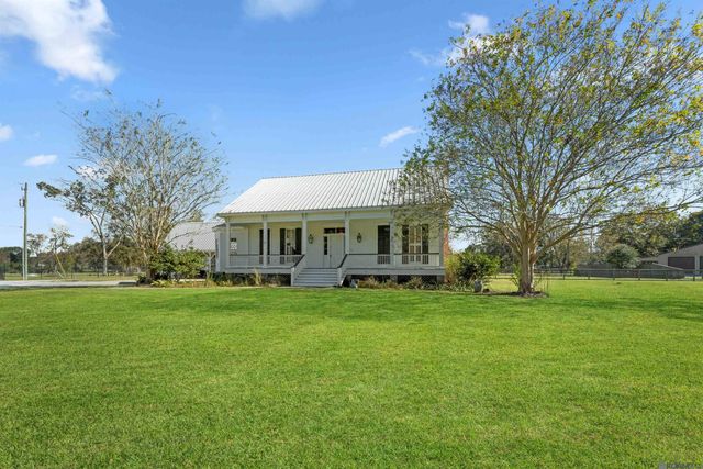 23324 Portwood Ln, Zachary, LA 70791