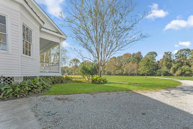 23324 Portwood Ln, Zachary, LA 70791