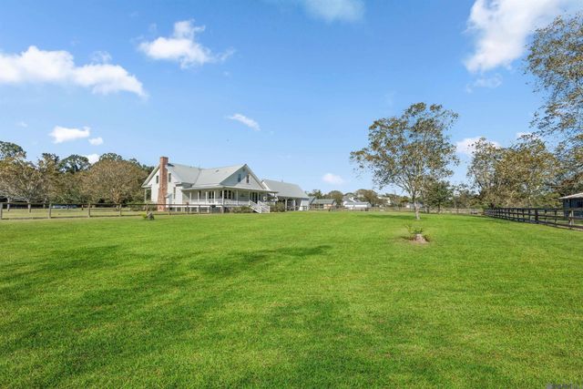 23324 Portwood Ln, Zachary, LA 70791