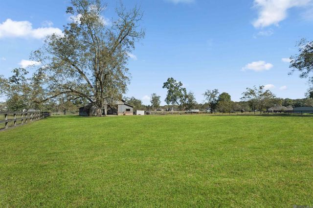 23324 Portwood Ln, Zachary, LA 70791