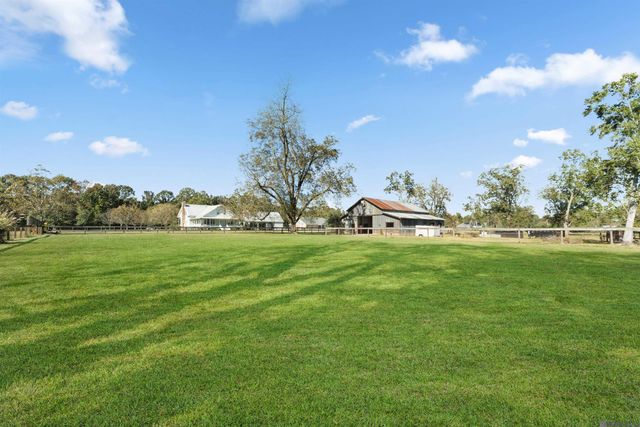 23324 Portwood Ln, Zachary, LA 70791