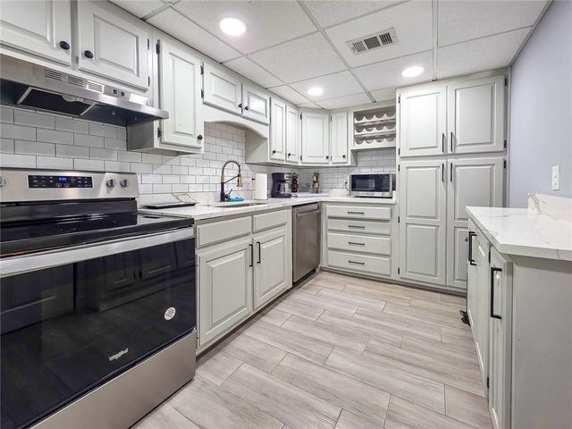 27 Hughes Road, Hiram, GA 30141