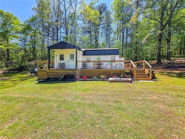 27 Hughes Road, Hiram, GA 30141