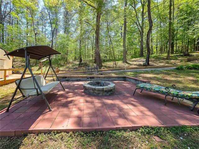 27 Hughes Road, Hiram, GA 30141
