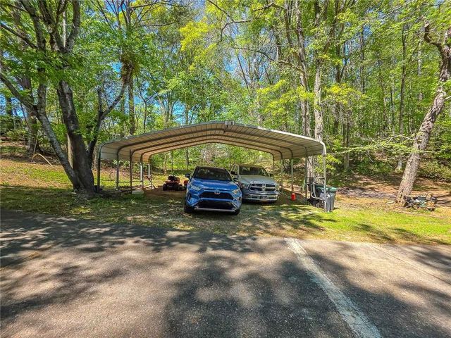 27 Hughes Road, Hiram, GA 30141