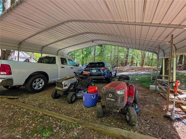 27 Hughes Road, Hiram, GA 30141