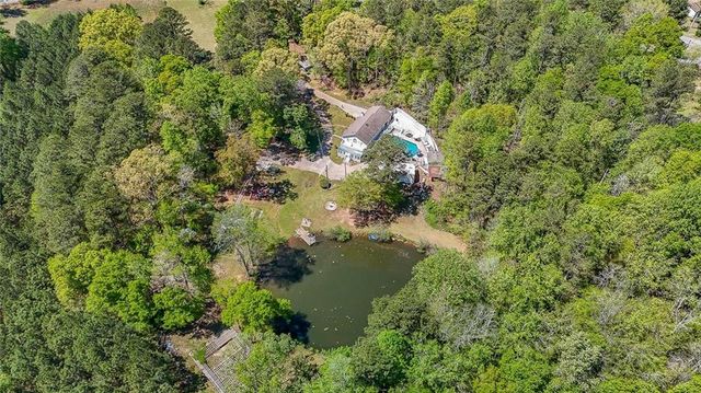 27 Hughes Road, Hiram, GA 30141
