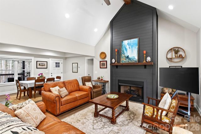 201 Wright Road, Marion, NC 28752