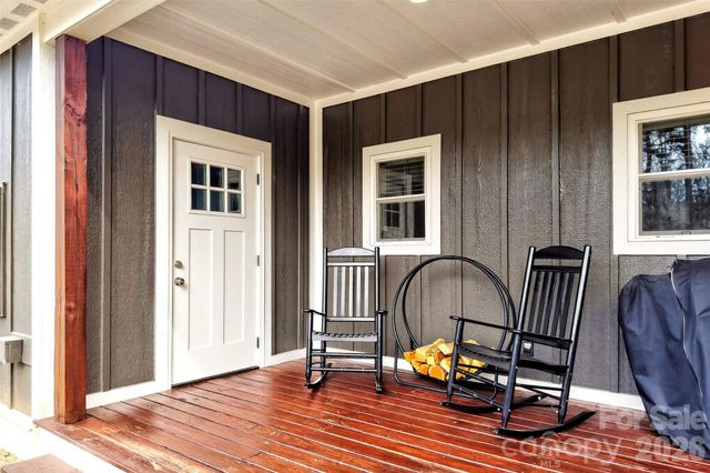 201 Wright Road, Marion, NC 28752