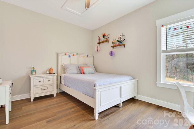 201 Wright Road, Marion, NC 28752