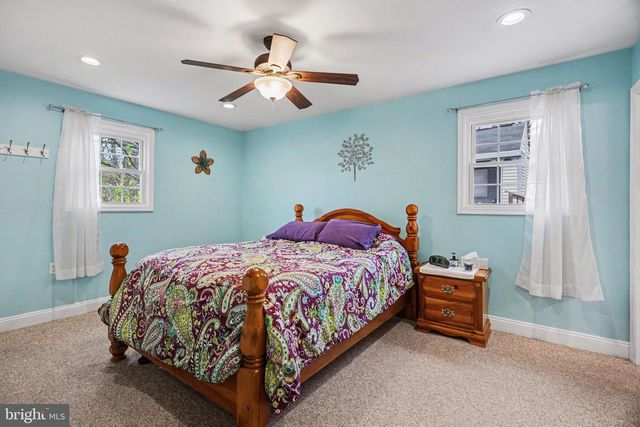 90 EAGLE LN, Etters, PA 17319