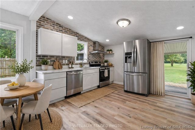 6607 Hibernia Road, Charlestown, IN 47111