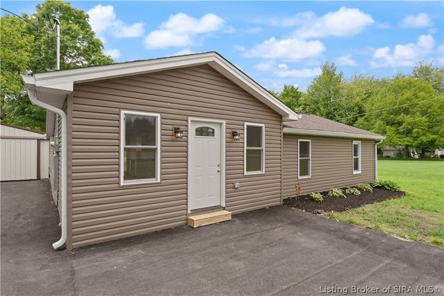 6607 Hibernia Road, Charlestown, IN 47111