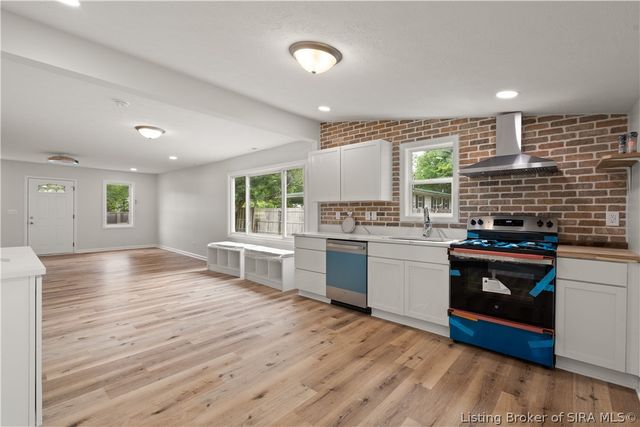 6607 Hibernia Road, Charlestown, IN 47111